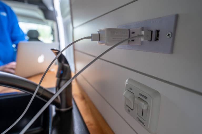 Camper Van Conversion Simple Electrical System Camper Van Traveler
